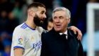 نصر ميسي عليه.. أنشيلوتي يصدم بنزيما قبل كلاسيكو ريال مدريد وبرشلونة