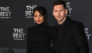 ليونيل ميسي وزوجته أنتونيلا روكوزو