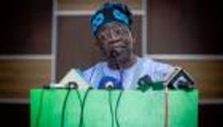 تينوبو رئيسا لنيجيريا.. تهنئة أمريكية في وقت حرج