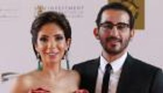 أحمد حلمي يخرج عن صمته.. ويدعم منى زكي في أزمة "الحواجب"