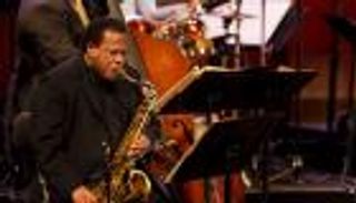 وفاة نجم موسيقى الجاز الأمريكي واين شورتر