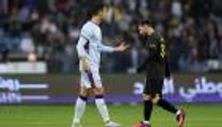 رونالدو وميسي يخترقان دراما الهلال والوحدة بالدوري السعودي.. كيف ذلك؟