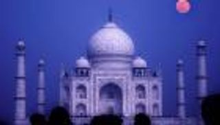 احاديث النصف من شعبان.. في "ليلة البراءة" هل يطّلع الله على عباده؟