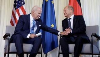 جو بايدن وأولاف شولتز- أرشيفية