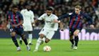 هدية في البرنابيو.. ريال مدريد يعيد برشلونة لطريق الانتصارات