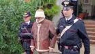اعتقال شقيقة ماتيو دينارو زعيم المافيا الإيطالية