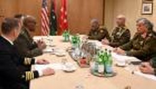 رغم اللقاءات والتوافق.. متى تتوحد "عسكرية" ليبيا؟