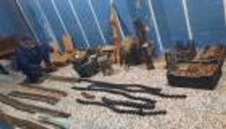 ليبي يسلم ترسانة أسلحة للسلطات.. مبادرة أمنية بالشرق