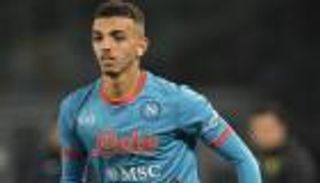 بعد الظهور الأول.. 4 معلومات عن "جوكر" الجزائر الجديد في نابولي