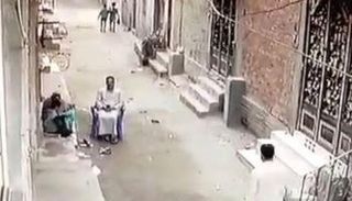 لقطة من فيديو جريمة الفيوم