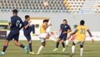 لاعب مُجبر على بيع سيارته.. قصة حزينة في الدوري المصري