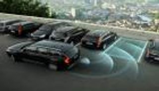 عشرات المستشعرات وحواسيب فائقة.. كلفة ضخمة لهذه الميزة في السيارات