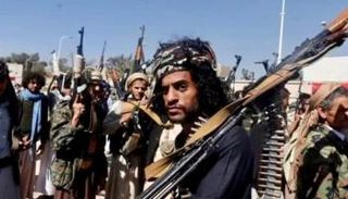عناصر من مليشيات الحوثي الإرهابية - أرشيفية