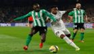 اللقب يبتعد.. ريال مدريد يقدم هدية جديدة لبرشلونة في الدوري الإسباني