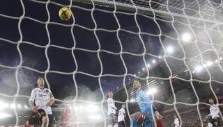 ليساندرو مارتينيز لاعب مانشستر يونايتد أمام ليفربول