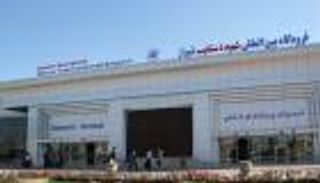 حريق هائل يلتهم أحد طوابق مطار شيراز جنوب إيران