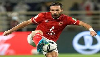 علي معلول الظهير الأيسر لفريق الأهلي