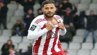 يوسف بلايلي لاعب أجاكسيو الفرنسي