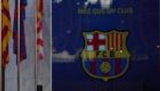 ما العقوبات المنتظرة على برشلونة حال إدانته في قضية الرشوة؟