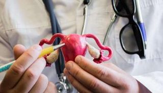 هناك 1,5 مليون امرأة في المملكة المتحدة تعاني من داء البطانة الرحمية المهاجرة