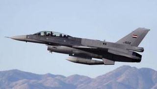 طائرة إف 16 تابعة لسلاح الجو العراقي