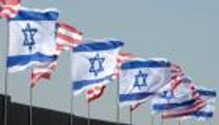 مع اقتراب إيران من القنبلة.. هل تتجه الأزمة لمواجهة حاسمة؟