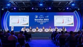 إحدى جلسات المؤتمر الدولي لعمليات الفضاء في دبي