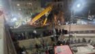 "العين الإخبارية" في موقع حادث قطار قليوب.. مشاهد مفجعة