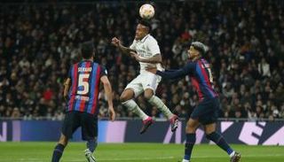 دفاع برشلونة