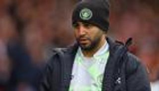 رغم الفوز.. محرز يثير غضب جمهور مانشستر سيتي ضد جوارديولا