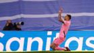 على خطى ميسي.. الابن العاق ينضم لجلادي ريال مدريد في القرن 21