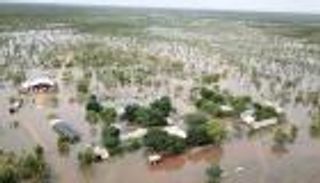 طوارئ في أستراليا بسبب فيضانات تحدث "مرة كل 100 عام" (صور)