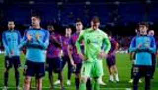 خطر يخشاه برشلونة.. 8 أندية ذاقت طعم الحرمان الأوروبي