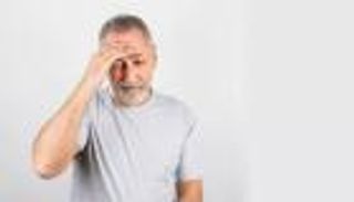 الصداع العنقودي.. الأسباب والأعراض والعلاج