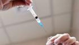 حقنة تقتل طفلين.. صيدلانية مصرية تتسبب في كارثة