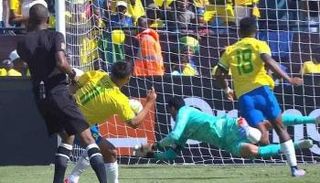 محمد الشناوي من مباراة الأهلي وصن داونز