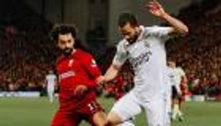 بسبب العداء التاريخي.. محمد صلاح يثير رعب لاعب ريال مدريد