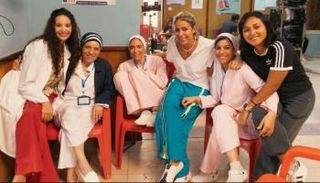 عارفة عبدالرسول ومريم الجندي في كواليس مسلسل بالطو