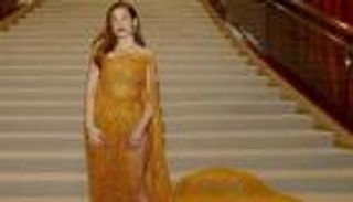 حفل الأوسكار.. ريا أبي راشد بإطلالة ذهبية مثيرة (صور)