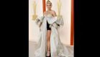 حفل الأوسكار.. فلورنس بيو تخطف الأنظار بـ"فستان الستارة"