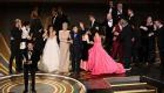 حفل الأوسكار.. Everything Everywhere All at Once يحصد جائزة أفضل فيلم
