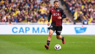 بدر الدين بوعناني لاعب نيس الفرنسي