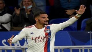 حسام عوار لاعب أولمبيك ليون الفرنسي