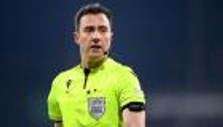 تورط في فضيحة تلاعب.. من هو حكم مباراة ريال مدريد وليفربول؟