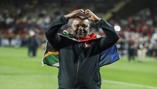 بيتسو موسيماني مدرب الأهلي المصري السابق