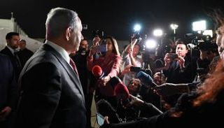 نتنياهو قبيل مغادرته إلى برلين