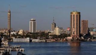 حوافز مالية لتقليل الإنجاب في مصر 