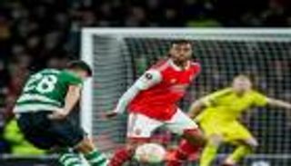 هدف خيالي في شباك أرسنال ورد فعل مفاجئ من رجال أرتيتا (فيديو)