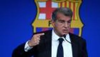 تسريبات جديدة تفضح كواليس رشاوى برشلونة في 17 عاما