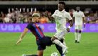 "ظل فينيسيوس".. حيلة برشلونة لتعطيل ريال مدريد في الكلاسيكو